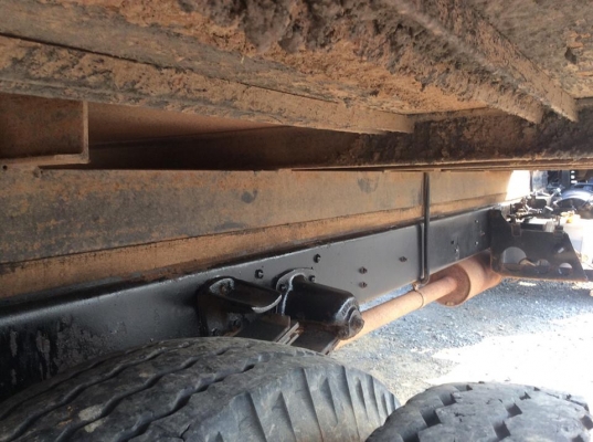 รถ 6 ล้อ เทนเลอร์ HINO KM779 ปี 33 เครื่อง 117 แรง