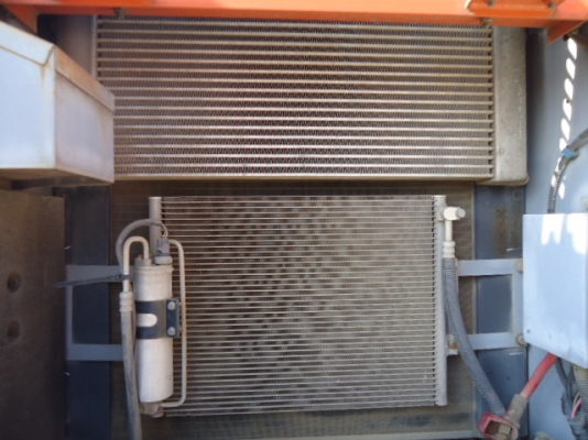 Hitachi ZX200 เก่าญี่ปุ่น ระบบดี ราคาไม่แพงครับ Hitachi ZX200 เก่าญี่ปุ่น ระบบดี ราคาไม่แพงครับ