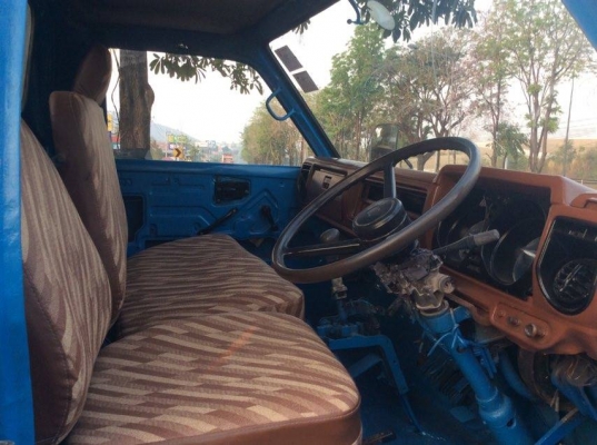 รถน้ำ 6 ล้อ ISUZU KS22 ปี 33 เครื่อง 110 แรง ถังน้ำ 6,000 ลิตร