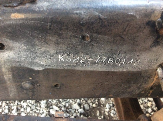 รถน้ำ 6 ล้อ ISUZU KS22 ปี 33 เครื่อง 110 แรง ถังน้ำ 6,000 ลิตร