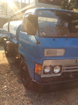 รถน้ำ 6 ล้อ ISUZU KS22 ปี 33 เครื่อง 110 แรง ถังน้ำ 6,000 ลิตร