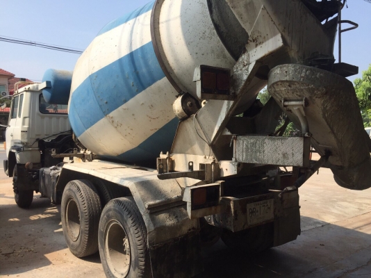 รถโม่ hino 6คิว สภาพพร้ัอมใช้งาน