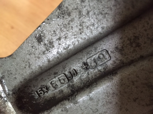 ล้อ Work Equip01 แท้ มือสอง  15x6.5/7 4x114.3 ยางปี 2015 185/45/15