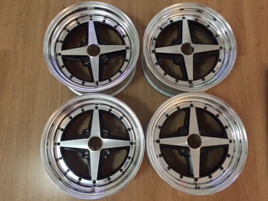 ล้อ Work Equip01 แท้ มือสอง  15x6.5/7 4x114.3 ยางปี 2015 185/45/15