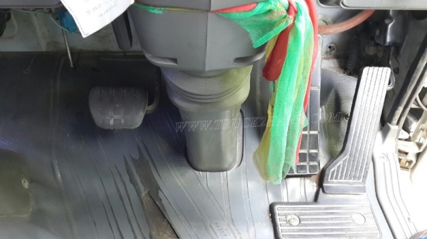 รถ 6 ล้อ ตู้แห้ง ยี่ห้อ HINO รุ่น FC3JLKA ตู้ ยาว 6.50 เมตร สภาพยางสวยเต็ม