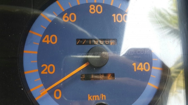 รถ 6 ล้อ ตู้แห้ง ยี่ห้อ HINO รุ่น FC3JLKA ตู้ ยาว 6.50 เมตร สภาพยางสวยเต็ม