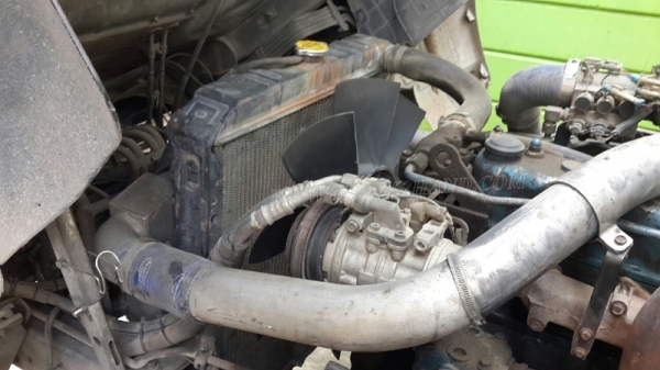 รถ 6 ล้อ ตู้แห้ง ยี่ห้อ HINO รุ่น FC3JLKA ตู้ ยาว 6.50 เมตร สภาพยางสวยเต็ม