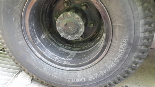 รถ 6 ล้อ ตู้แห้ง ยี่ห้อ HINO รุ่น FC3JLKA ตู้ ยาว 6.50 เมตร สภาพยางสวยเต็ม