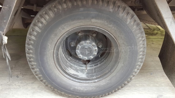 รถ 6 ล้อ ตู้แห้ง ยี่ห้อ HINO รุ่น FC3JLKA ตู้ ยาว 6.50 เมตร สภาพยางสวยเต็ม