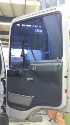 รถ 6 ล้อ ตู้แห้ง ยี่ห้อ HINO รุ่น FC3JLKA ตู้ ยาว 6.50 เมตร สภาพยางสวยเต็ม