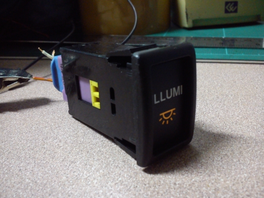 สวิตช์ ILLUMI ของรถ suzuki ญี่ปุ่น