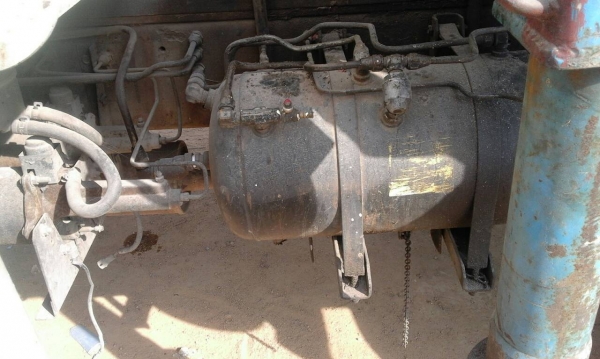 Hino หัวสิงห์ไฮเทค เครื่อง HO7C-185 แรง (ทำเครื่องใหม่) สีใหม่ ทั้งคัน เทรนTadano 3.5 ตัน 3 ปลอก 2 ชัก ทะเบียนเต็ม ยางใหม่