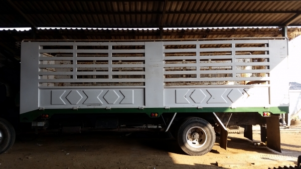 ขายรถบรรทุก 6 ล้อ