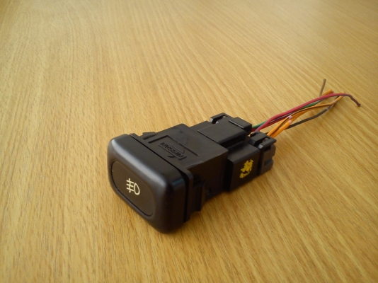 สวิตช์ไฟตัดหมอก NISSAN แนวนอน