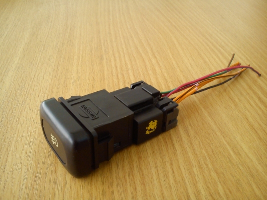 สวิตช์ไฟตัดหมอก NISSAN แนวนอน