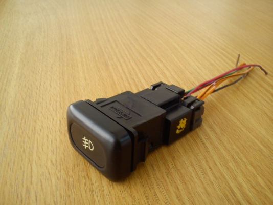 สวิตช์ไฟตัดหมอก NISSAN แนวนอน