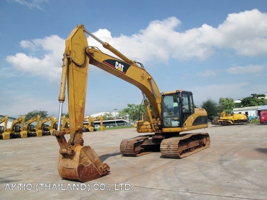 ขายรถขุด CATERPILLAR 320D สภาพสวยพร้อมใช้งาน