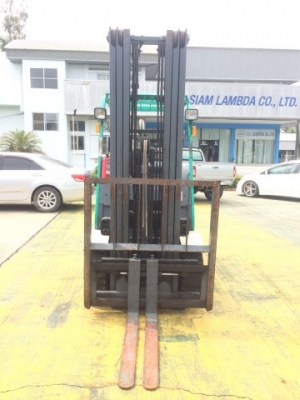 ขายรถไฟฟ้านัั่งขับ SHINKO  ขนาด 2.5 ตัน  พร้อมตู้ชาร์จ