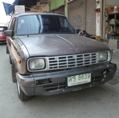 mazda familia วางเครื่อง4S ราคาลดเหลือ42000