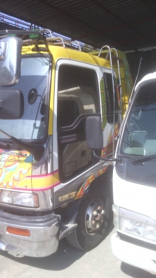 เครื่องรถหกล้อฮีโน่Eh500,EH700พร้อมใช้ขายแพ็คคู่