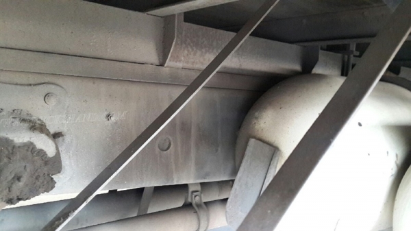 รถ 6 ล้อ ตู้แห้ง   ยี่ห้อ HINO  รุ่น FC3JLKA  ปีจดทะเบียน 2543