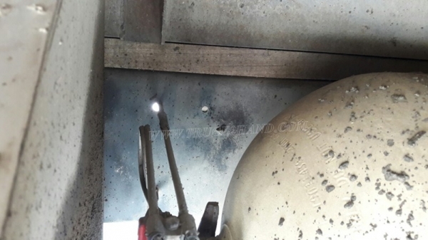 รถ 6 ล้อ ตู้แห้ง   ยี่ห้อ HINO  รุ่น FC3JLKA  ปีจดทะเบียน 2543