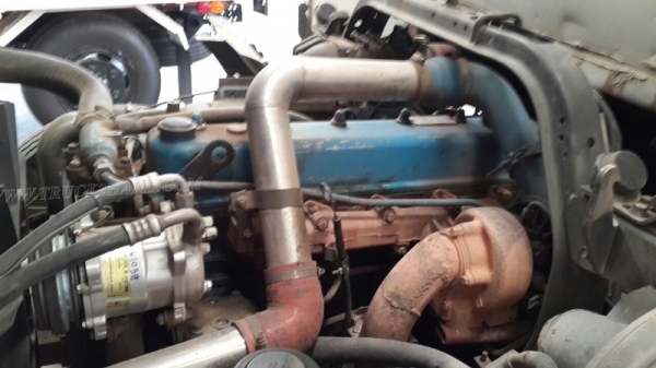 รถ 6 ล้อ ตู้แห้ง   ยี่ห้อ HINO  รุ่น FC3JLKA  ปีจดทะเบียน 2543