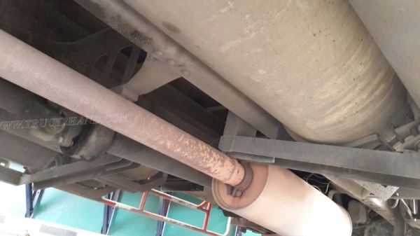 รถ 6 ล้อ ตู้แห้ง   ยี่ห้อ HINO  รุ่น FC3JLKA  ปีจดทะเบียน 2543