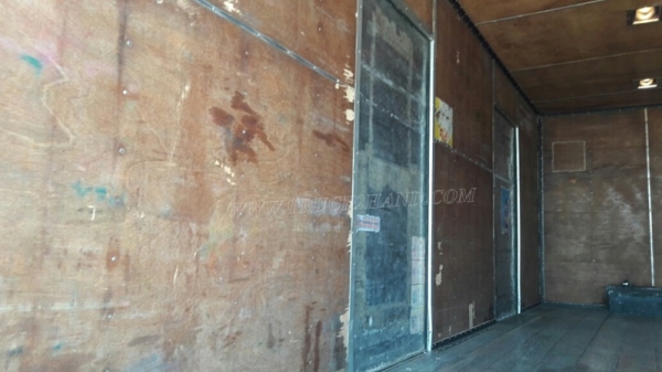 รถ 6 ล้อ ตู้แห้ง   ยี่ห้อ HINO  รุ่น FC3JLKA  ปีจดทะเบียน 2543