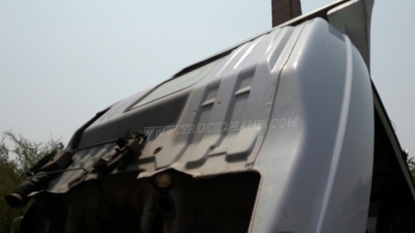 รถ 6 ล้อ ตู้แห้ง   ยี่ห้อ HINO  รุ่น FC3JLKA  ปีจดทะเบียน 2543