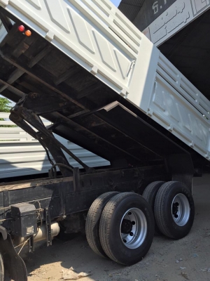 FXZ354ปี56 มีนาคม 2เพลาดั้มSMMแท้มีระบบลากพ่วงcngแท้ศูนย์ ยางใหม่ 1,950,000.- 086-6642-442