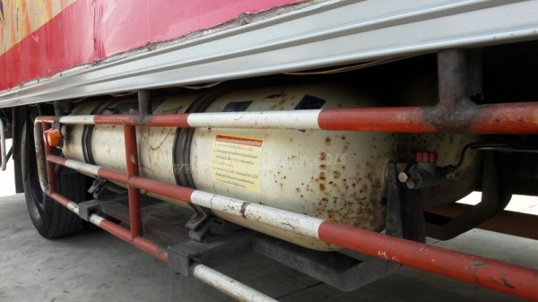 รถ 6 ล้อ ตู้แห้ง ยี่ห้อ HINO รุ่น FC4JLMA ตู้ ยาว 6.50 เมตร สภาพยางสวยเต็ม