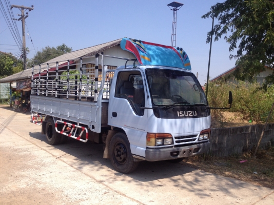 6ล้อ ISUZU NKR 110 แรง ปี39 ยาว4.3เมตร(เจ้าของขายเอง)