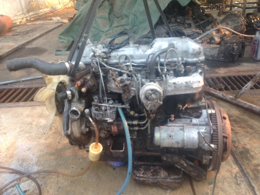 ขายเครื่องtoyota 2Lสภาพสวยครับ