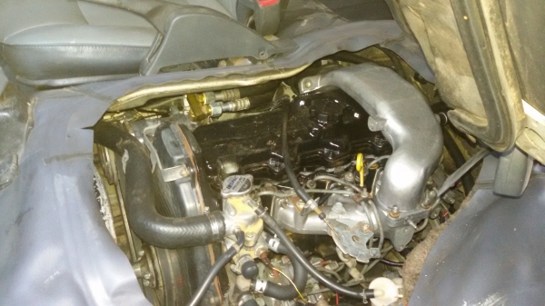 ต้องการขายรถตู้ ต้องการขายรถตู้