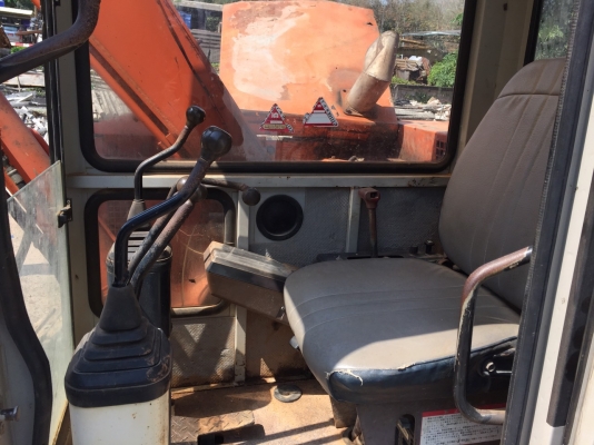 ขายแม็คโคร ฮิตาชิ 60 upg รถสวยพร้อมใช้งาน