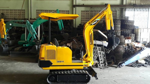 ขาย รถขุด KOBELCO รุ่น SK014 มือสองญี่ปุ่น ขึ้นรถปิคอัพได้ แทรกยางใหม่เอี่ยม สลักแน่น ทำงานไว เครื่องยนต์ดีเซล 3สูบ มือถือ/LINE ID : 0818753444
