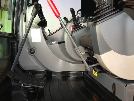 ขาย KOBELCO SK 200-8 Super-X  4000 ชั่วโมง สนใจขอรูปเพิ่มเติมได้ครับทางลาย ติดต่อเจ้าของโดยตรง 081-4283210