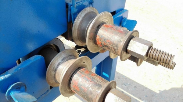 *** Sold *** เครื่องม้วน 4 ฟุต ลูกกลิ้ง 4"ยาว 135 cm. ม้วนหนา 3 มิล ไฟ 380V เครื่องประกอบใหม่ 100\% ไม่เคยใช้งาน!!