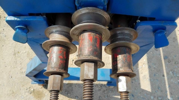 *** Sold *** เครื่องม้วน 4 ฟุต ลูกกลิ้ง 4"ยาว 135 cm. ม้วนหนา 3 มิล ไฟ 380V เครื่องประกอบใหม่ 100\% ไม่เคยใช้งาน!!