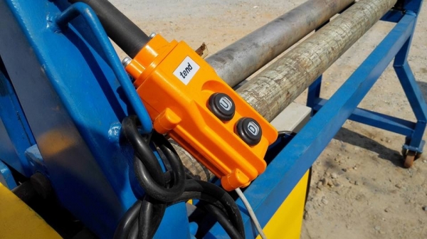 *** Sold *** เครื่องม้วน 4 ฟุต ลูกกลิ้ง 4"ยาว 135 cm. ม้วนหนา 3 มิล ไฟ 380V เครื่องประกอบใหม่ 100\% ไม่เคยใช้งาน!!