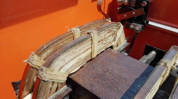 **** Sold **** พลัง MOD 300 รุ่นใหม่ปัจจุบัน ชนห้าง หน้าเทา 300 AMP. 220V. สภาพ 98\% เหมือนใหม่มาเทสก่อนได้!!