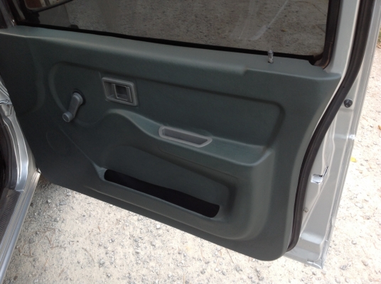 นิสสันบิ๊กเอ็มแค๊ป ปี 97 เครื่อง 2500  พวงมาลัยธรรมดา