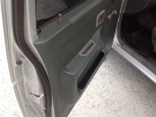 นิสสันบิ๊กเอ็มแค๊ป ปี 97 เครื่อง 2500  พวงมาลัยธรรมดา