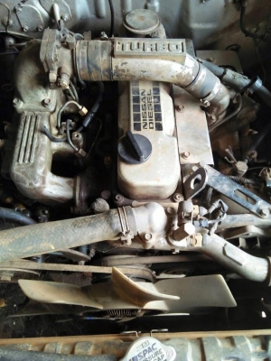 ขายครับ นิสัน4ประตู้ เครื่องTD2700 เครื่องดี คัสชีสวยทั้งเส้น ภายในสวย เครื่องเสียง CD จอดูTVได้ เบาะไม่ขาด รถพร้อมใช้งานได้เลย ไม่มีผุ แต่สีสันตามสะภาพ เอกสารพร้อมโอน ภาสี 1 อาทิตย์  ราคา53000 ต่อรองได้ สนใจ0930693225 รถยุ สารคาม