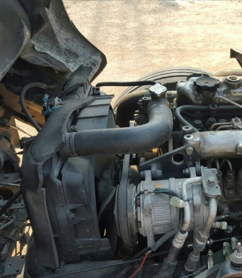 สี่ล้อ มิตซู 115โบว์อินเตอร์ สภาพดีสวยบางเดิม ยกหัวได้ แอร์เย็นๆ พร้อมใช้งาน เล่มทะเบียนป้ายใหญ่ พร้อมโอน