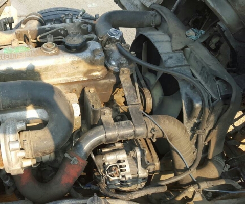 สี่ล้อ มิตซู 115โบว์อินเตอร์ สภาพดีสวยบางเดิม ยกหัวได้ แอร์เย็นๆ พร้อมใช้งาน เล่มทะเบียนป้ายใหญ่ พร้อมโอน