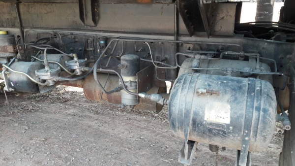 ขาย 10 ล้อดั้มคอกสูง HINO FM3H มีระบบลากพ่วง เครื่องเดิม HO7D 195 แรงม้า เกียร์เดิม สโลว์เดิม ทะเบียนพร้อมโอนครับ