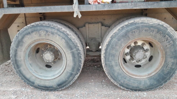 ขาย 10 ล้อดั้มคอกสูง HINO FM3H มีระบบลากพ่วง เครื่องเดิม HO7D 195 แรงม้า เกียร์เดิม สโลว์เดิม ทะเบียนพร้อมโอนครับ