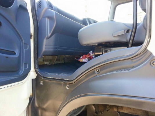 ขายรถสิบล้อ Hino FM1A 330แรง ปี 53 ดั้มสามมิตร มีระบบลากพ่วง